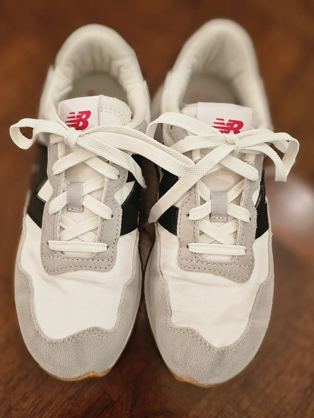 New Balance 237 Retro Sneaker Grey White Youth Size 5 5Y / Womens Size 6.5